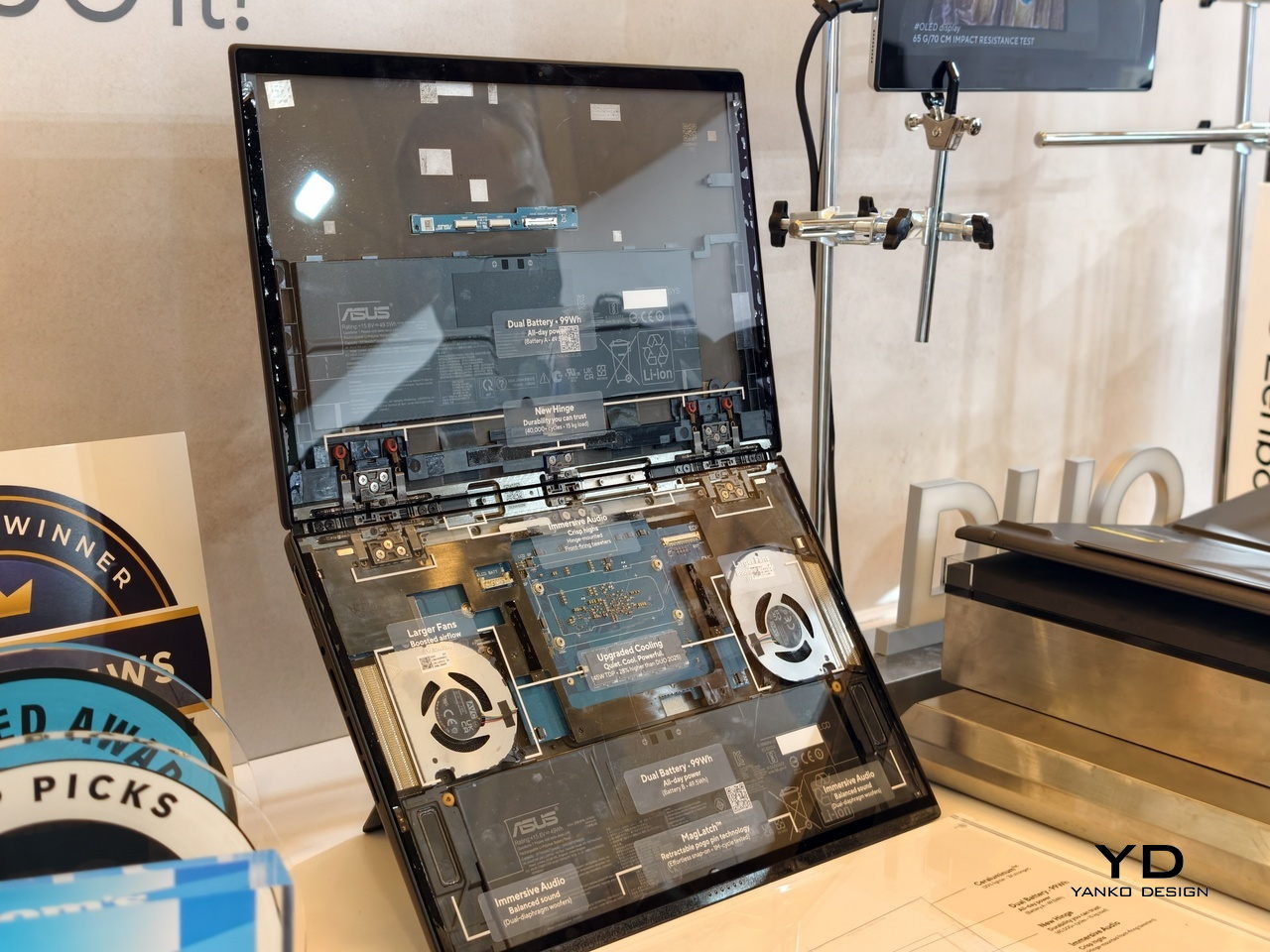 descubre el asus rog zephyrus duo 2026, un portátil innovador con doble pantalla oled que ofrece rendimiento excepcional para gaming y creatividad.