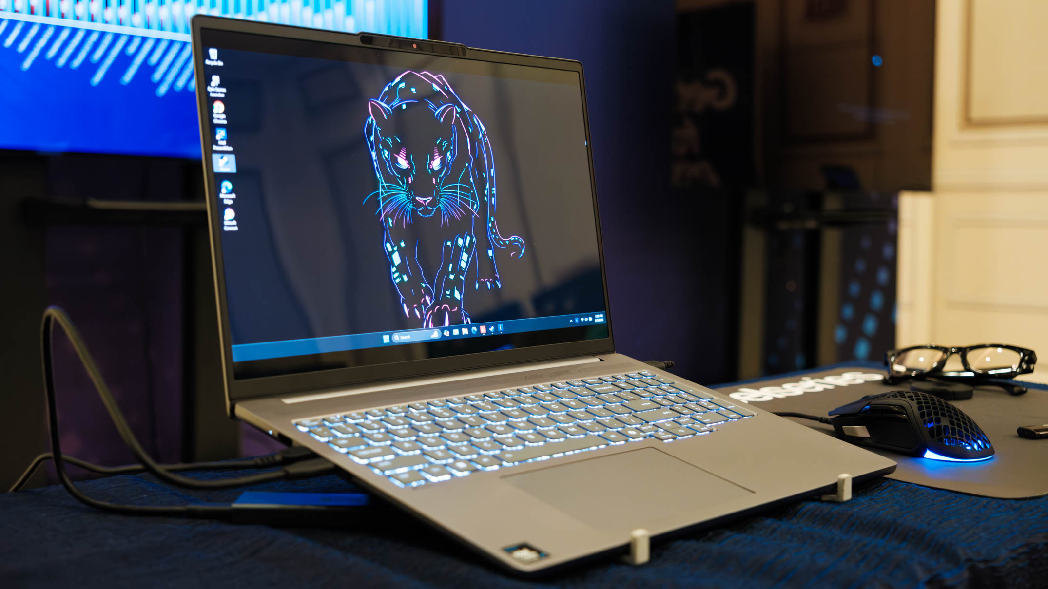 comparativa de rendimiento de laptops gaming con procesadores intel panther lake: descubre cuál ofrece la mejor experiencia de juego y potencia.