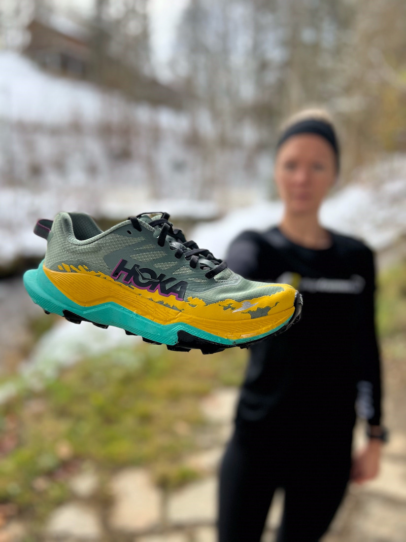 descubre la hoka torrent 4, la elección ligera y cómoda para trail runners que buscan rendimiento y estabilidad en cada paso.