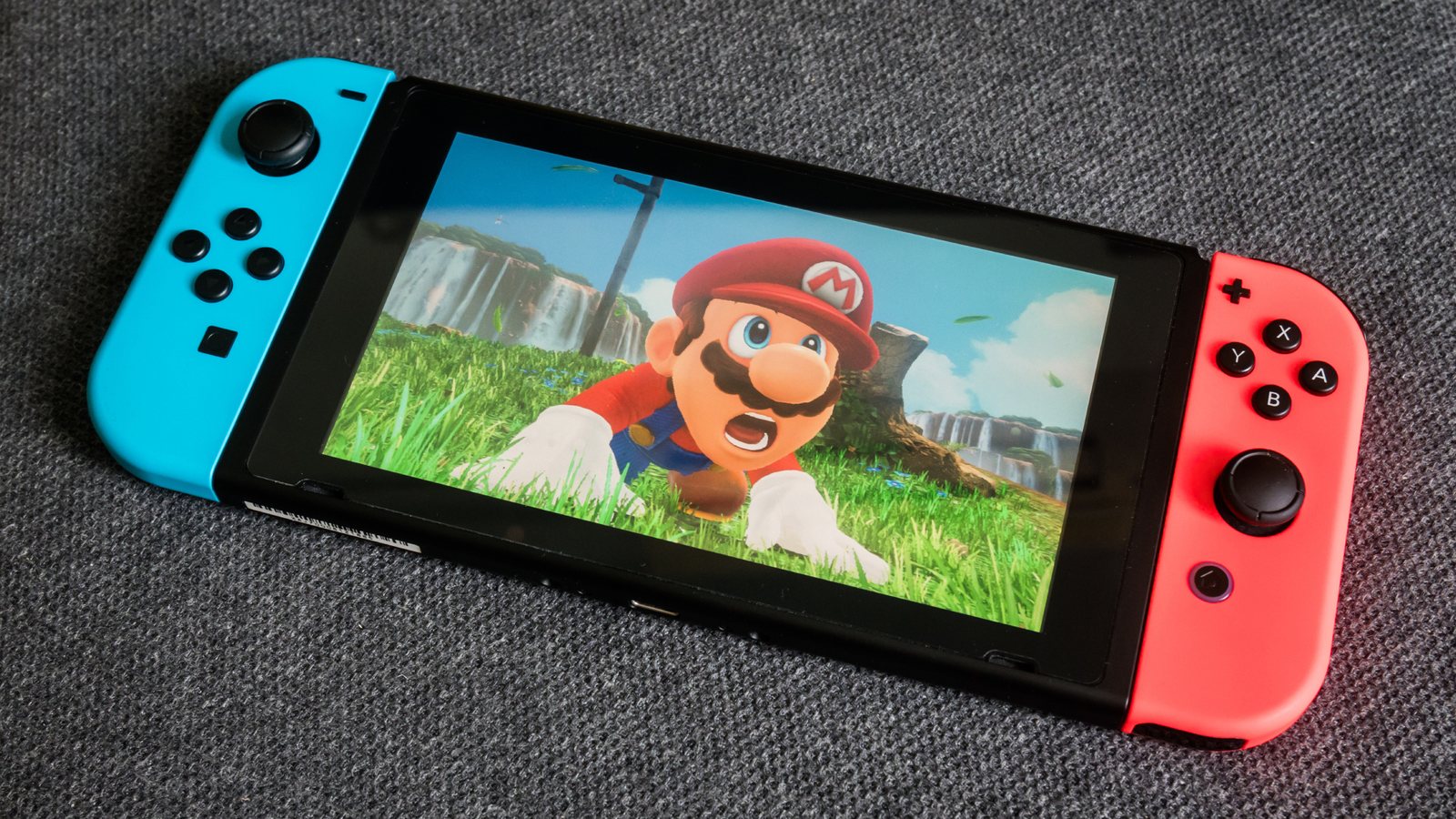 comparación detallada entre nintendo switch 2 y switch oled: descubre las diferencias en pantalla y rendimiento para elegir la mejor opción para ti.