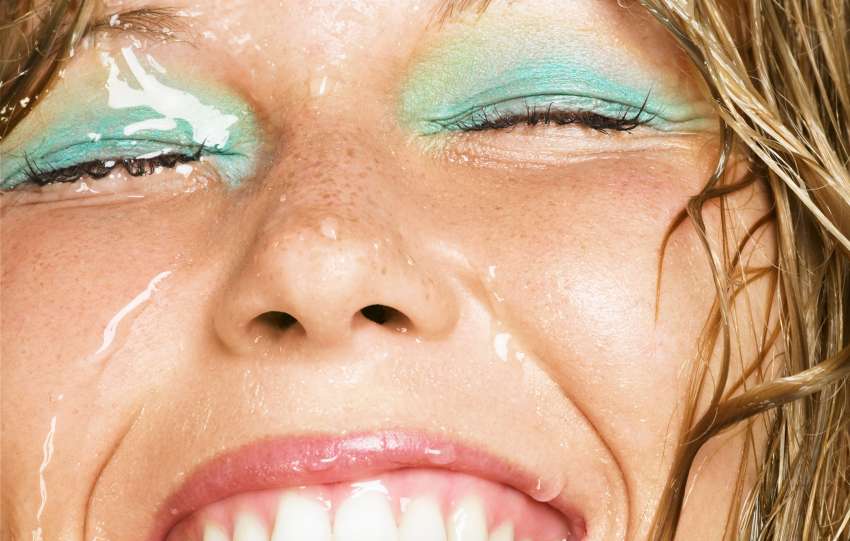 descubre cómo quitar el rímel lancôme sin frotar, cuidando tus pestañas y logrando una limpieza suave y efectiva.