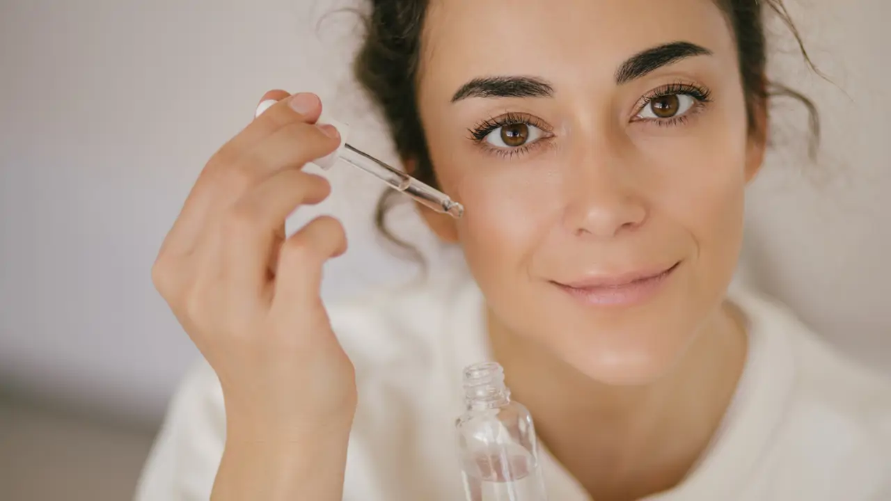 descubre cómo usar retinol encapsulado sin irritación para cuidar tu piel de manera efectiva y suave, evitando molestias y potenciando resultados.