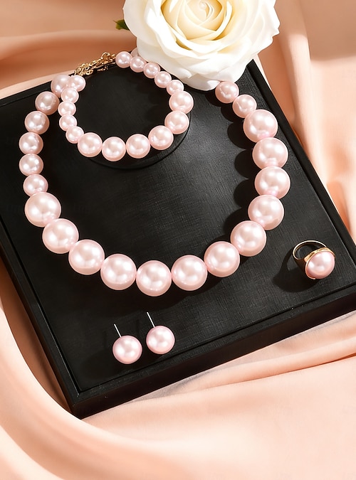 descubre las elegantes joyas de perlas 2026, la tendencia que combina estilo clásico y modernidad para realzar tu belleza en cualquier ocasión.