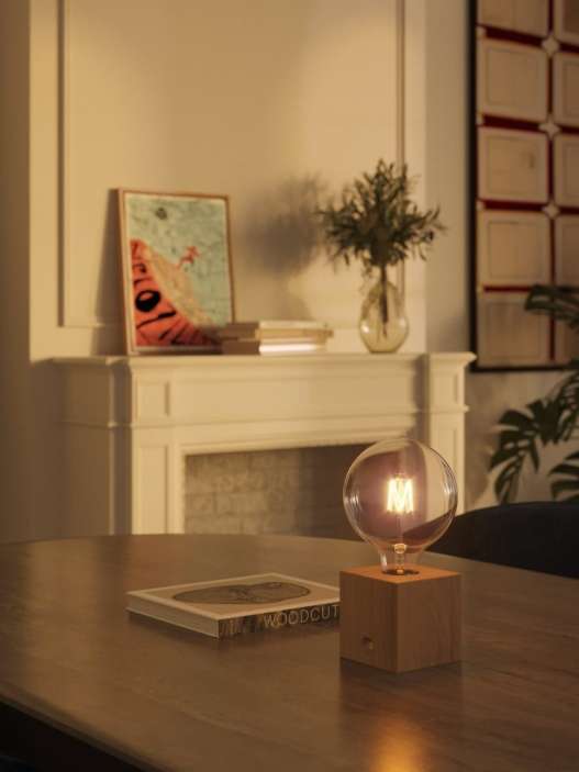 descubre nuestras lámparas inalámbricas con luz cálida y recargables, perfectas para crear ambientes acogedores en cualquier espacio sin cables.