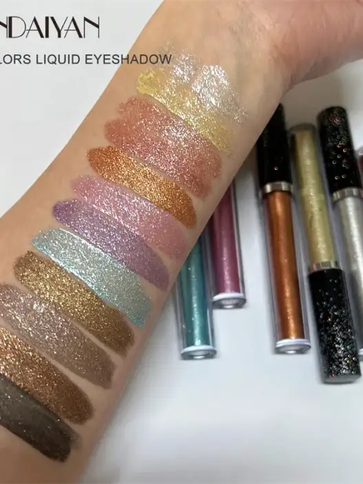 sombras líquidas de purpurina perfectas para brillar en tu fiesta. descubre colores vibrantes y un acabado radiante que dura toda la noche.