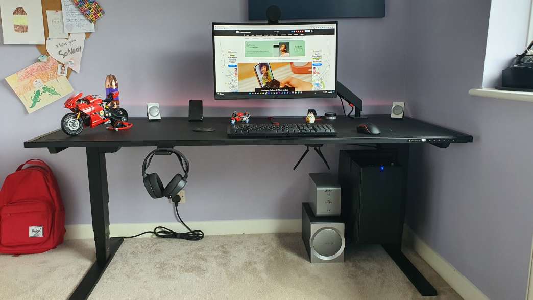 descubre las tiras led secretlab ideales para un setup profesional, que ofrecen iluminación personalizada y ambiente perfecto para tu espacio de trabajo o gaming.