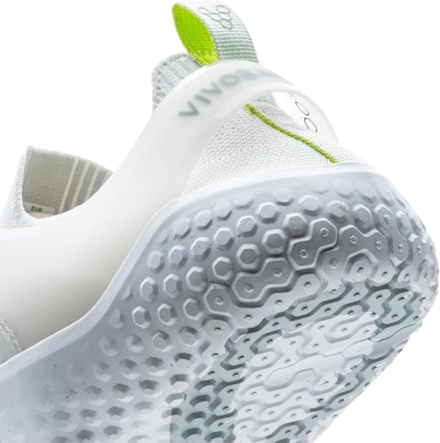 descubre vivo motus strength, calzado minimalista diseñado para mejorar tu postura y ofrecerte comodidad natural en cada paso.